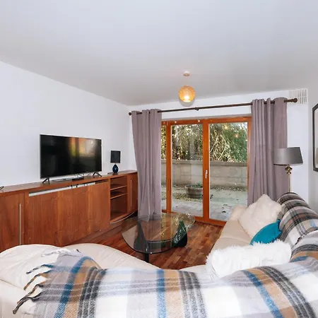 Lägenhet Exhilarating 2bd Flat With Outdoor Patio Dublin! *